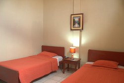 HOTEL SUITES COSTA DE ORO
