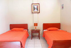 HOTEL SUITES COSTA DE ORO