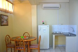 HOTEL SUITES COSTA DE ORO